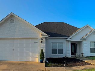 116 Red Oak Ln, Columbus, MS 39705