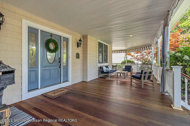 6 bed, 5.5 bath, $20,000 — Photo 4