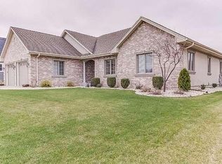 1704 38th Ct, Kenosha, WI 53144