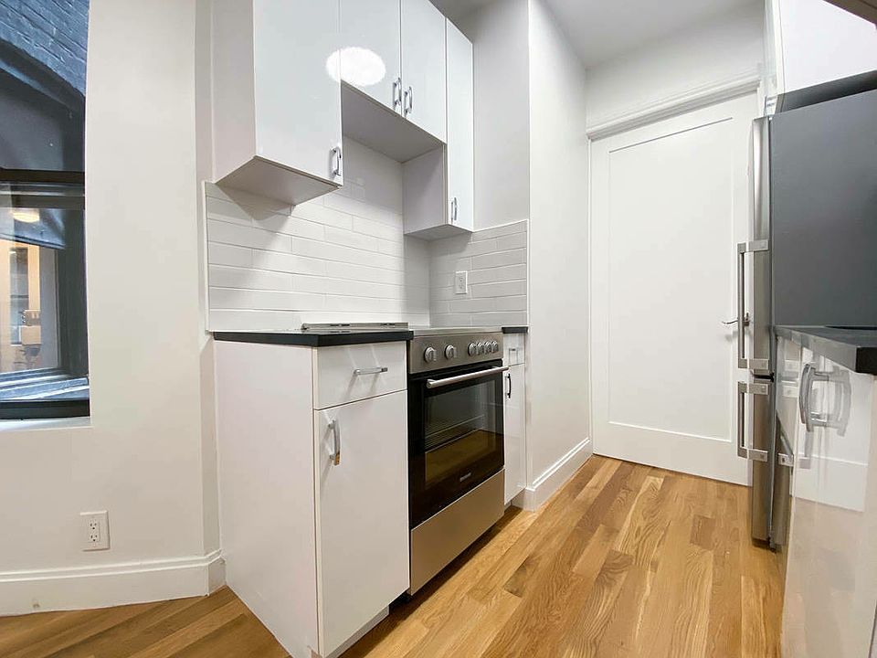 1st image of 592 Amsterdam Ave #4A