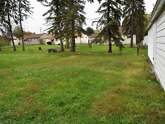 5th image of 1930 Highlawn Ave