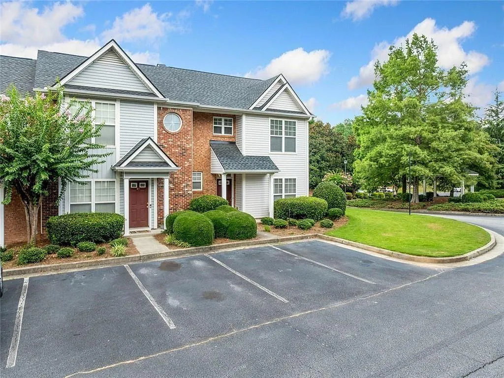 Building Photo - 801 Old Peachtree Rd #56