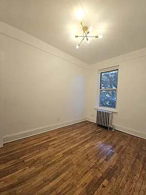 Bedroom, photo 1