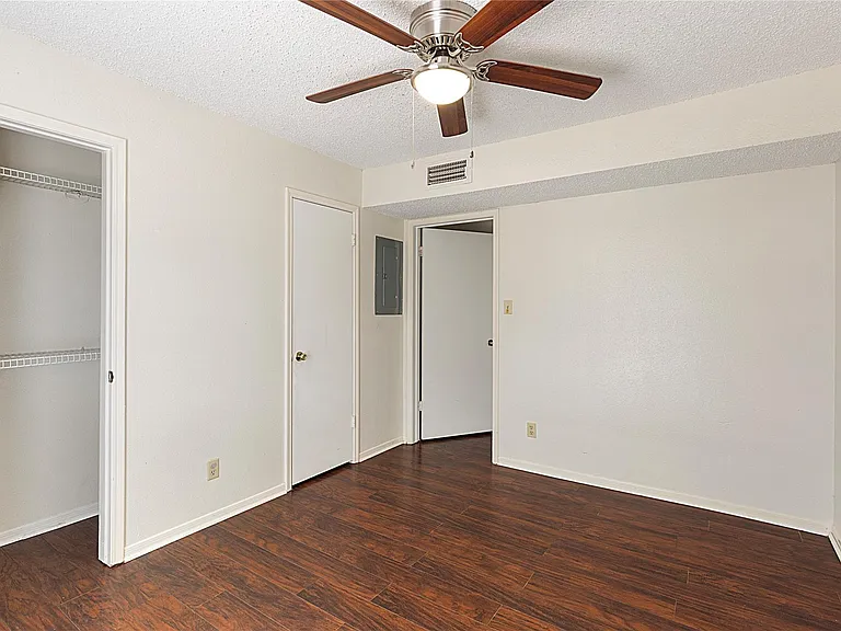 2121 Hepburn St #912 — Photo 17