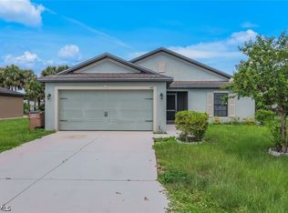 443 Shadow Lakes Dr, Lehigh Acres, FL 33974