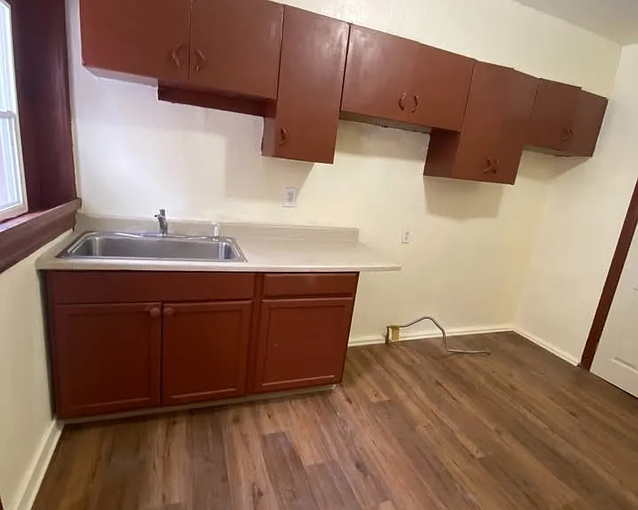 7611 Baxter St — Photo 10