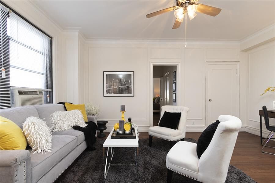 1st image of 4475 W Pine Blvd #403