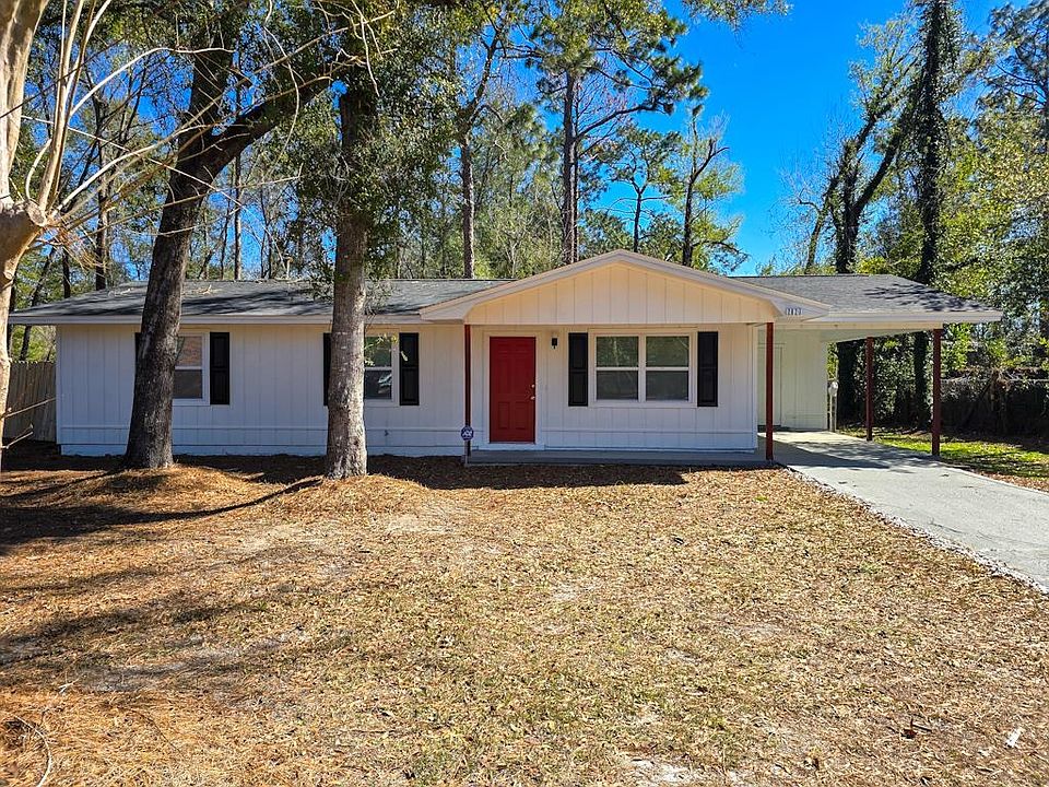 1st image of 2820 Bards Wood Ln