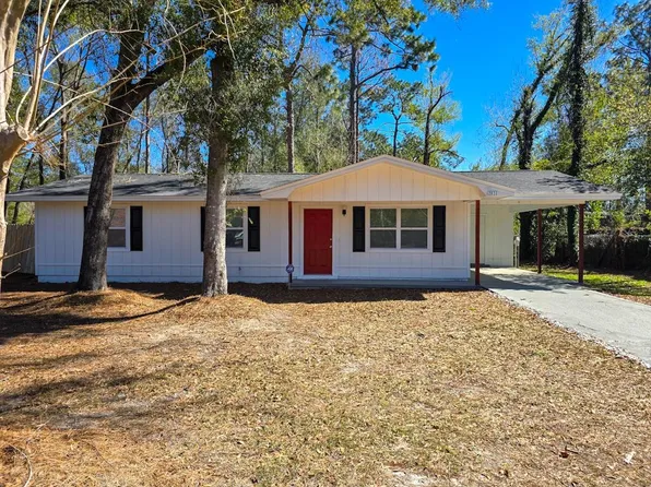 2820 Bards Wood Ln, Tallahassee, FL 32305