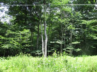 501 Country Place Dr, Tobyhanna, PA