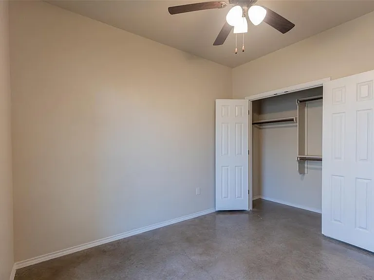 351 Joanne Loop #A — Photo 12