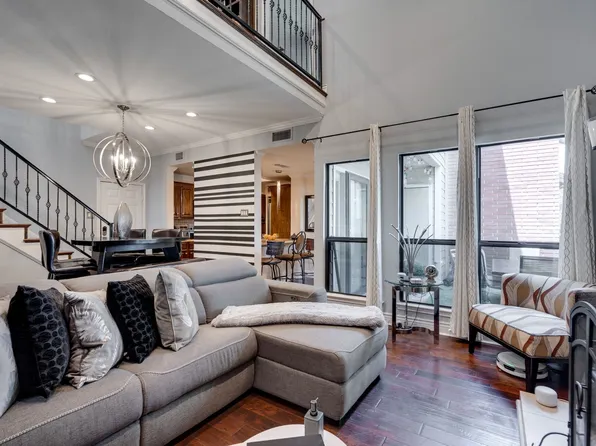 8404 Forest Ln APT 304, Dallas, TX 75243