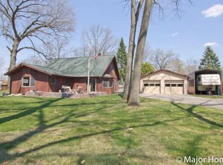 11521 Winchester Dr, Shelbyville, MI 49344