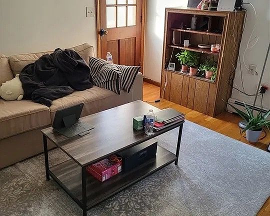 3rd image of 639 Lincoln St #2F
