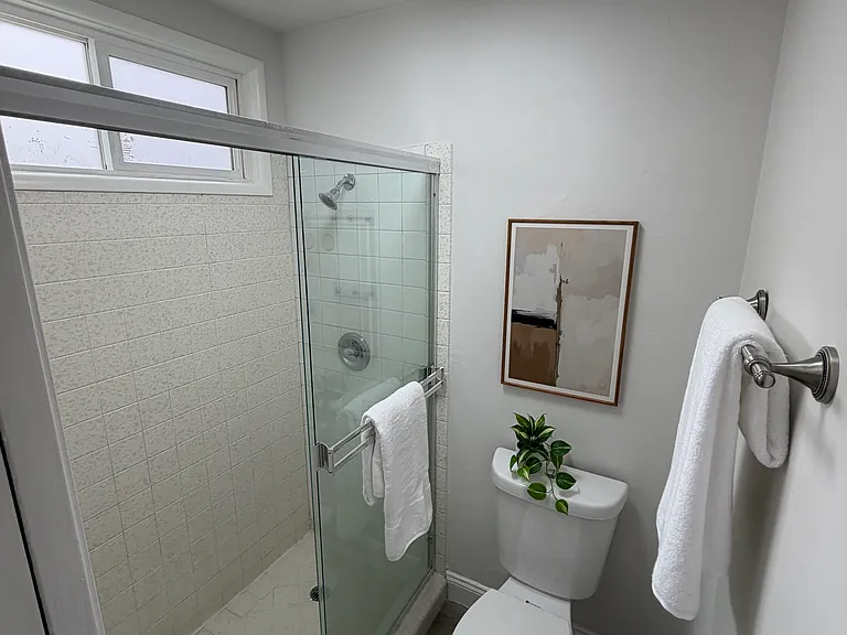 910 Helen Dr — Photo 16