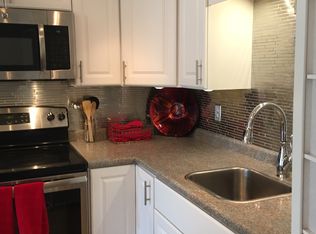 1 Lita Ln #380, Newmarket, NH 03857