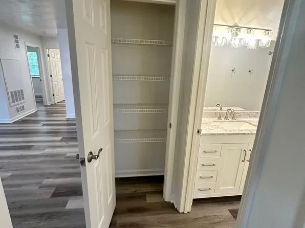 101 Collegiate Ct, Blacksburg, VA