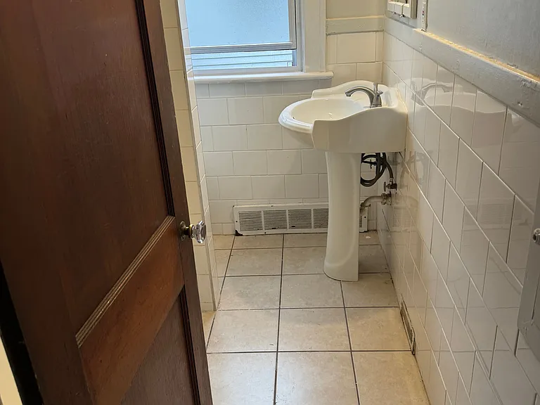 10401 Homeworth Ave #1 — Photo 10