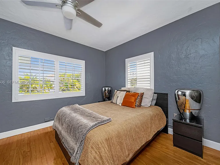408 W 25th St #8 — Photo 14