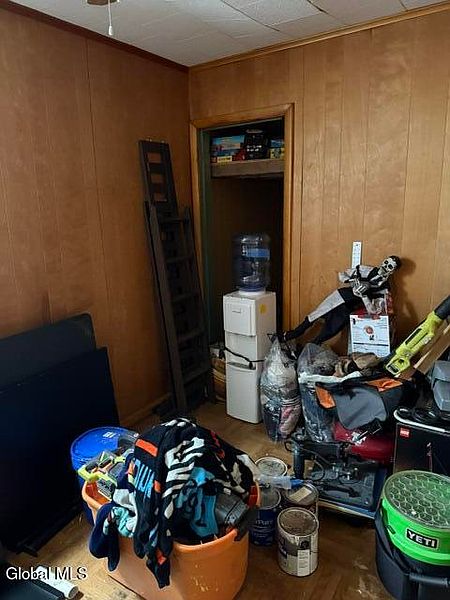 4th image of 215 23rd Street