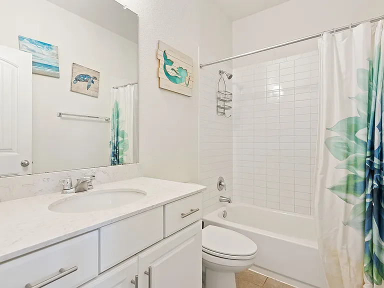 928 Myrna Bnd — Photo 20