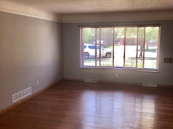 5th image of 2829 Carmen Dr