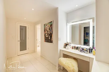 Rented by Level Group