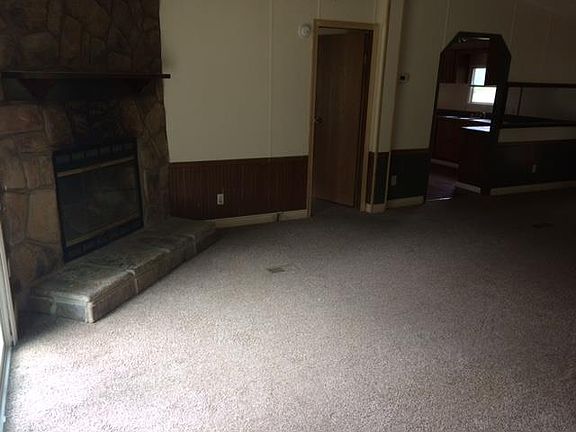 3rd image of 1750 Hazelwood Dr