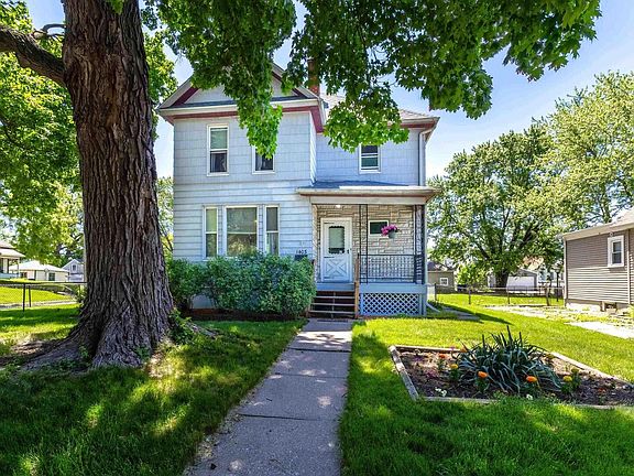 2nd image of 1403 W 15th St