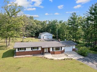 W8924 Bilkie Rd, Poynette, WI 53955