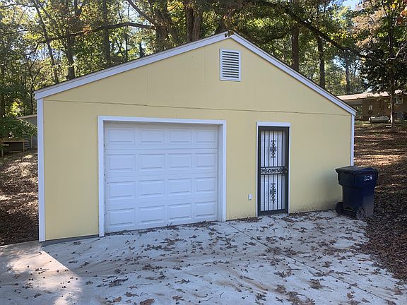 2nd image of 2244 Snow Lake Dr