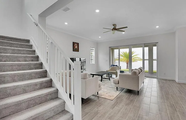 601 Hookline Cir — Photo 4