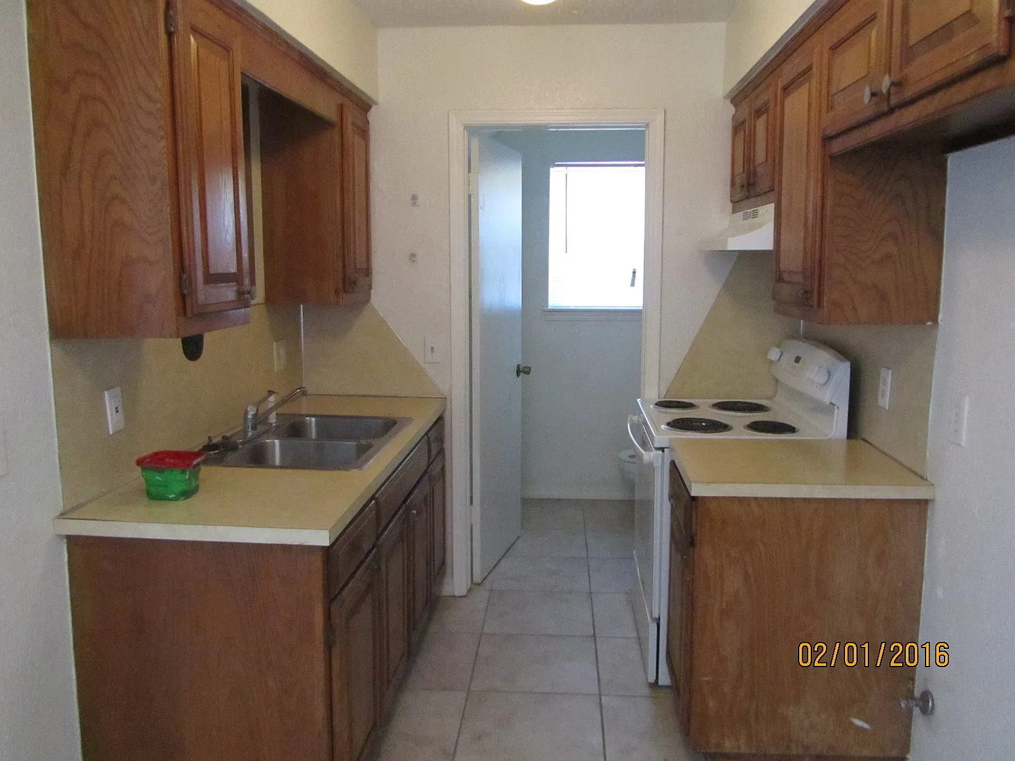 Very Nice 2-Bedroom Townhome near OKC Community College — Photo 2