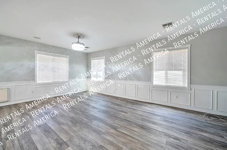 410 W Corte Calza — Photo 4