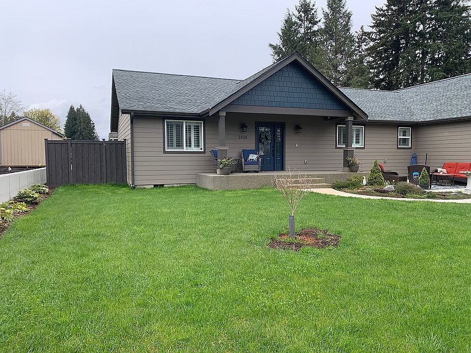 2nd image of 2626 18th Ave NE