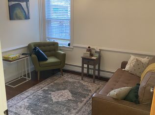 36 Rolfe Sq, Cranston, RI 02910