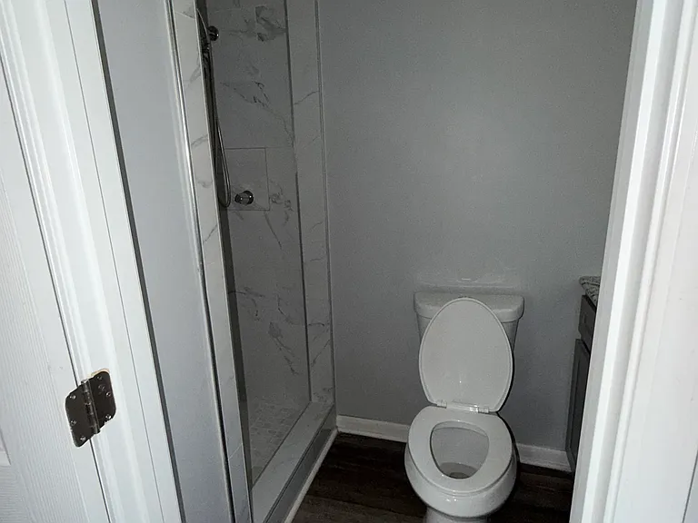 1403 Edgewood Dr — Photo 17