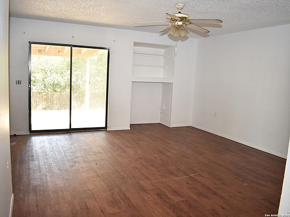 5th image of 5711 BRAMBLETREE ST