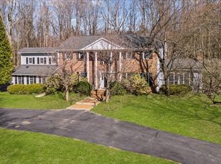 39 N Gate Rd, Mendham, NJ 07945