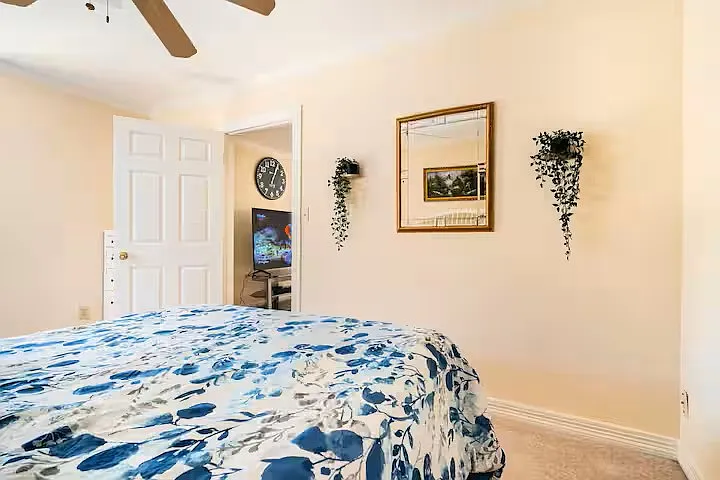 4401 Holt St #1 — Photo 16