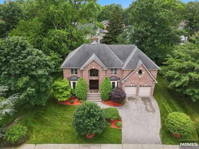 19 Collins Ave, Closter, NJ, 07624