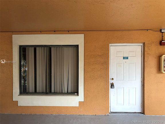 4th image of 6900 SW 39th St #307J