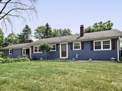 1184 N Lakeside Dr, Palatine, IL, 60067