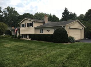 8287 Vanden Dr, White Lake, MI