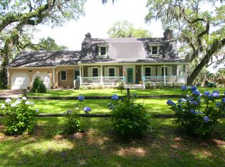 8 Inwood Plantation Dr, Beaufort, SC 29906