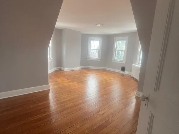 (undisclosed Address), Yonkers, NY 10703