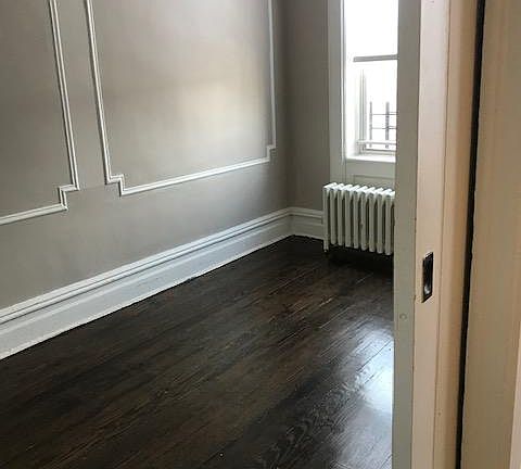 5th image of 205 Bay 25 St