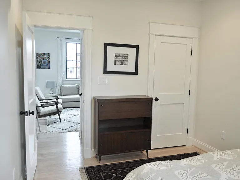 1229 F St NE #CARRIAGE HOUSE — Photo 11