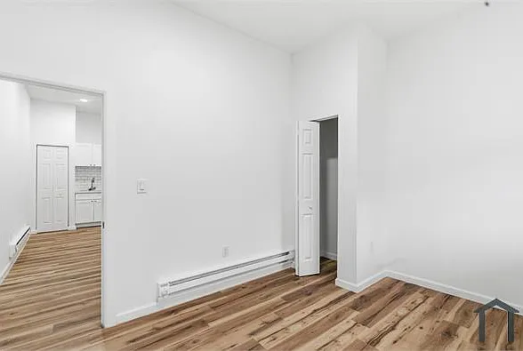 6320 Vine St #1 — Photo 7