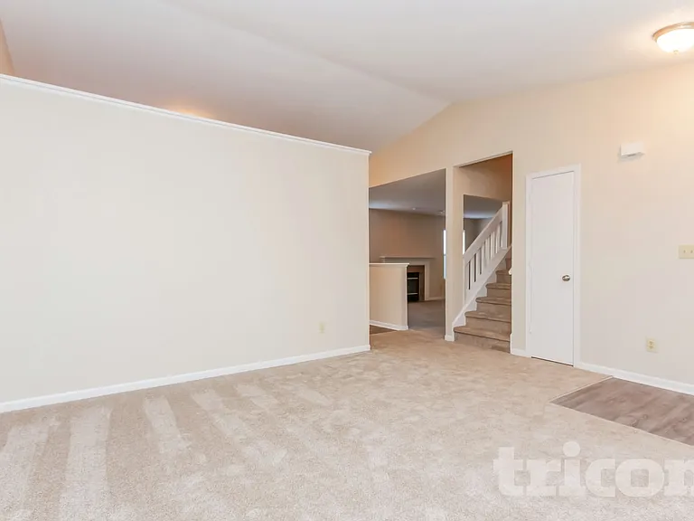 6453 Townsend Way — Photo 2
